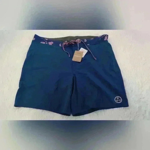 Patagonia Mens Hydropeak Boardshorts - 18 - Picture 3 of 4